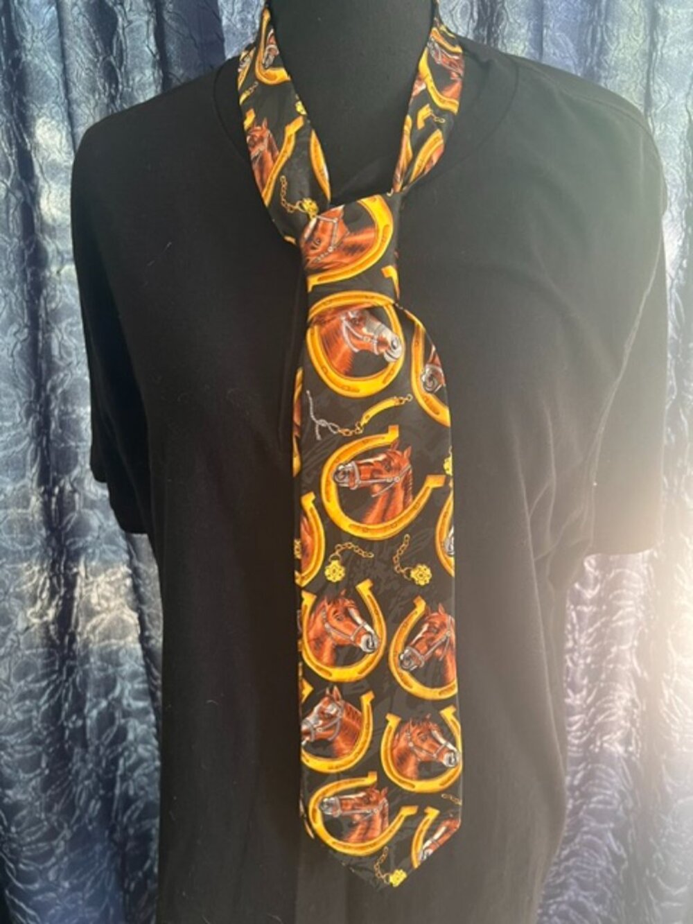 Vintage Renaissance‎ Hand Made Men's Tie Equestrian Horse Horseshoe Novelty 90s